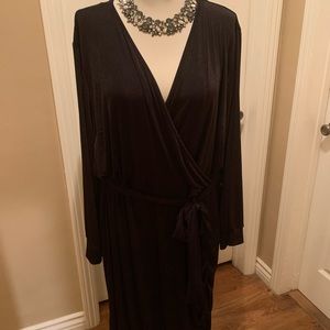 Ashley Stewart NWT black slingy shimmer faux wrap dress with belt size 34/36